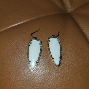 Kendra Scott Skylar Arrowhead Earrings